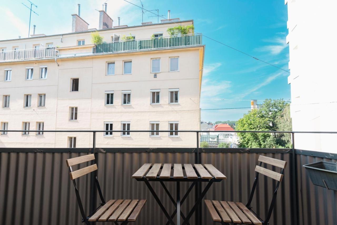 Beautiful 2-bedroom apartment near Schönbrunn Wien Exteriör bild