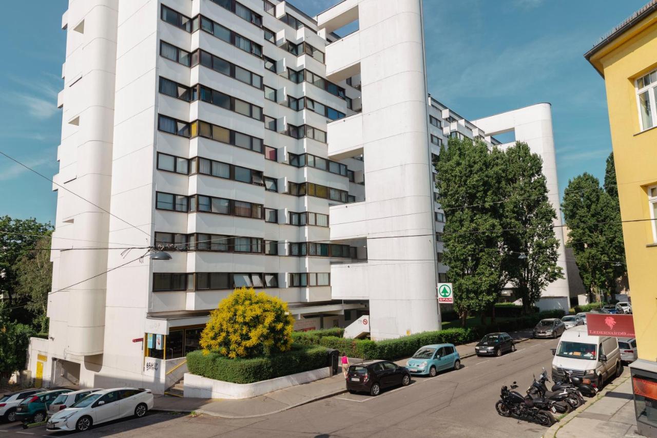 Beautiful 2-bedroom apartment near Schönbrunn Wien Exteriör bild