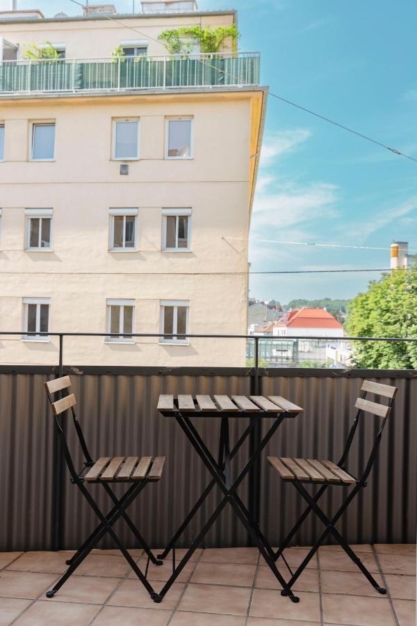 Beautiful 2-bedroom apartment near Schönbrunn Wien Exteriör bild