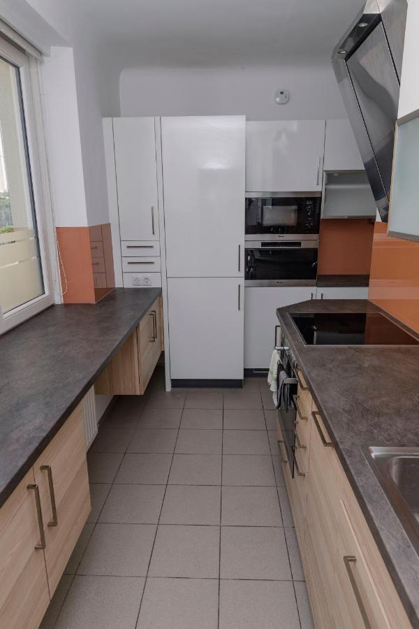 Beautiful 2-bedroom apartment near Schönbrunn Wien Exteriör bild